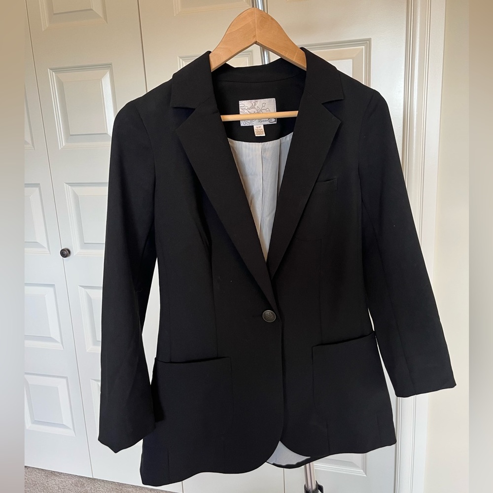 Dynamite Fitted Blazer
